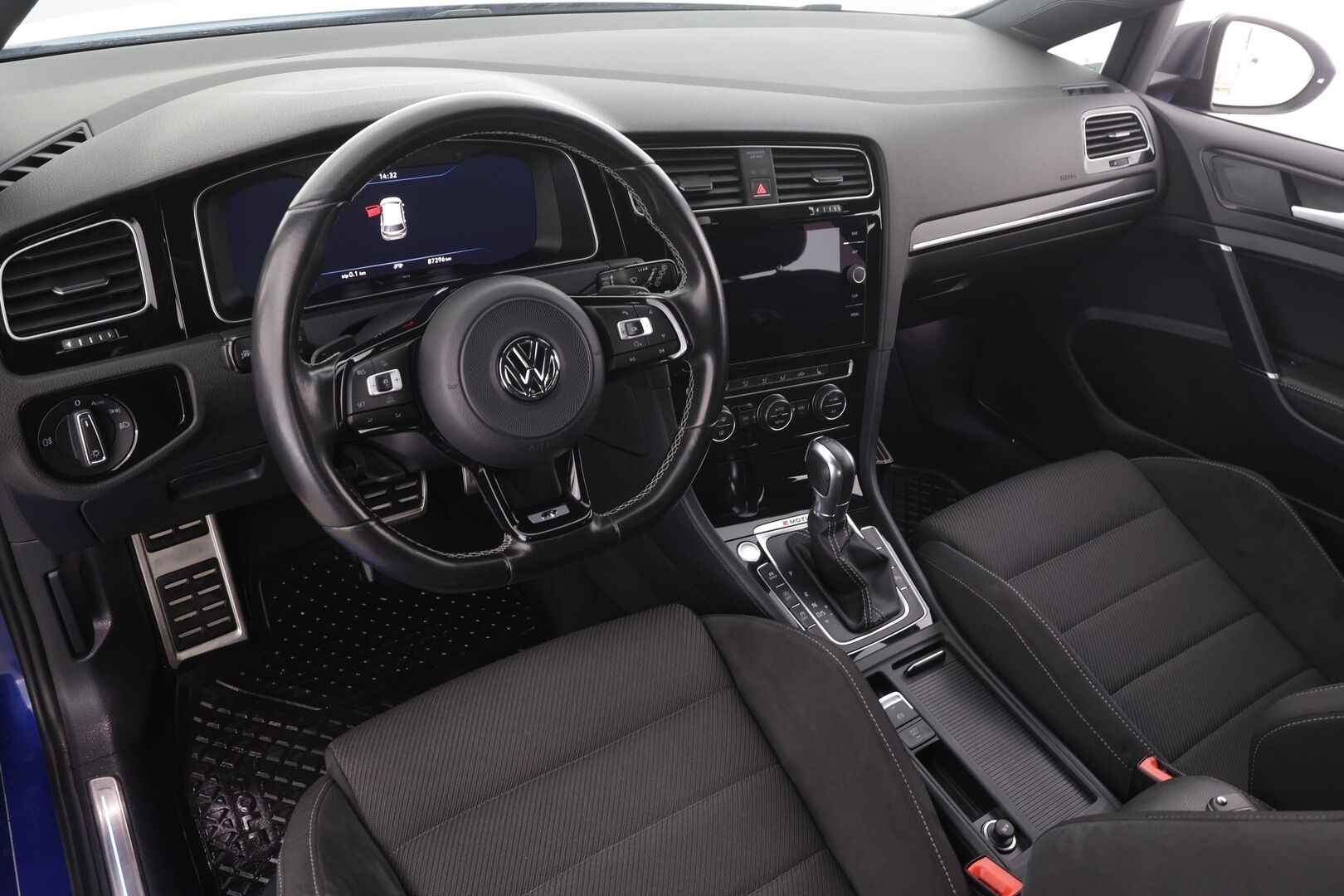 Volkswagen Golf 2018 R 2,0 TSI 228 kW 4MOTION DSG - | ACC | Adapt.LED | P.Kamera | Navi | Kaistavahti | Sisätilanlämmitin | Keyless |