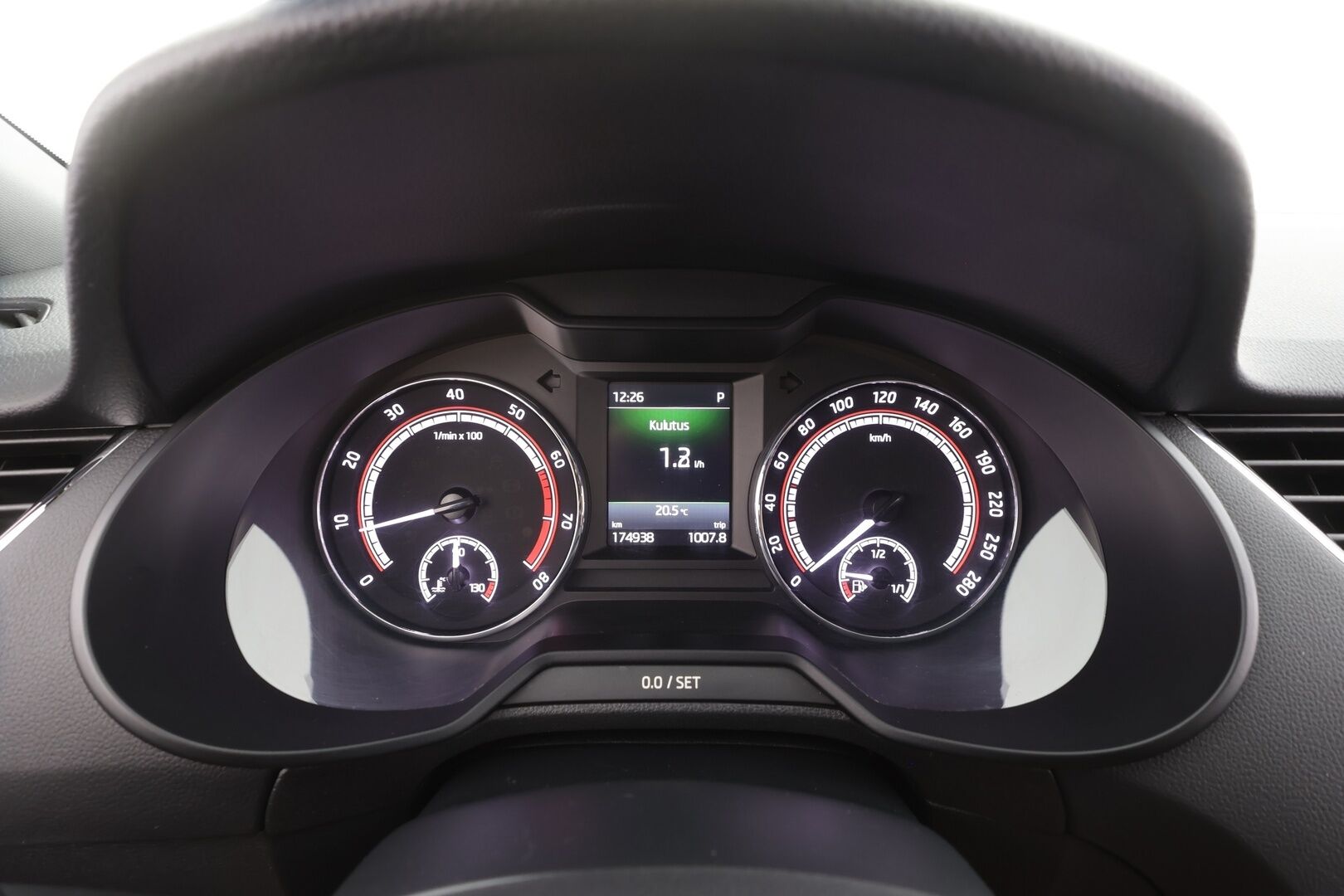 Skoda Octavia 2018 Combi 2,0 TSI RS DSG Autom. - | ACC | Webasto | Koukku | P.Kamera | LED | Puolinahat | Ratinlämmitys | Panorama | Apple&Android | Suomi-auto | Kahdet Renkaat |
