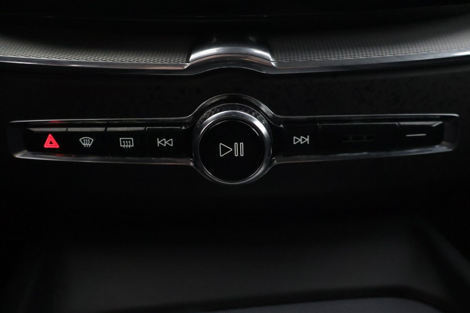 Volvo XC60 2018 D5 AWD Business R-Design - | Bower & Wilkins äänentoisto | Mustat nahat | Panorama | Keyless go | Adapt.vakkari | Peruutuskamera | Webasto | BLIS | 