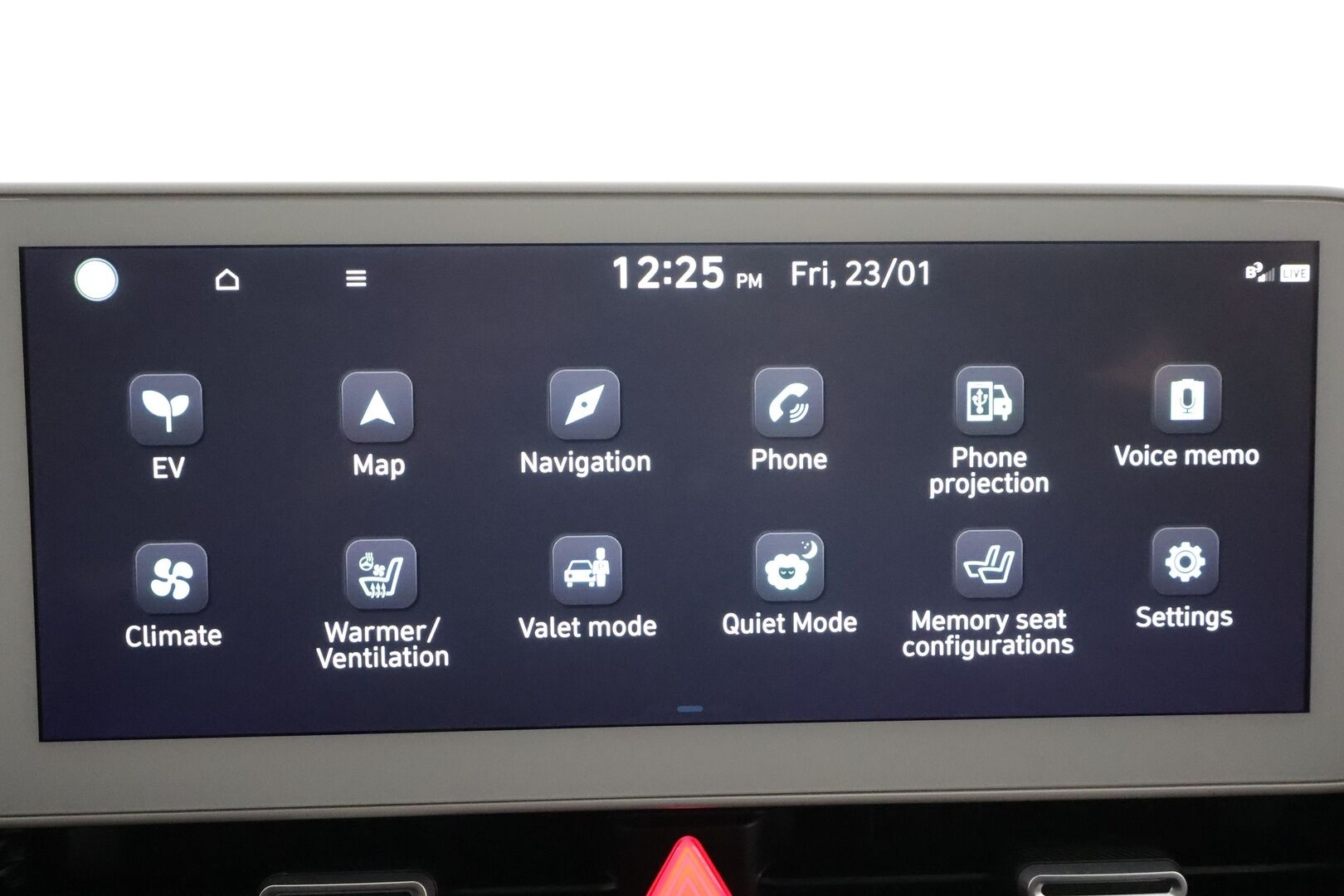 Hyundai IONIQ 5 2022 73 kWh 217 hv Premium * ACC / HUD / 360° / ILP / Muistipenkki / Koukku / Bose / LED / Ilmastoidut nahat / KeylessGo * - 1.Om Suomi-auto / Kahdet renkaat aluvanteilla