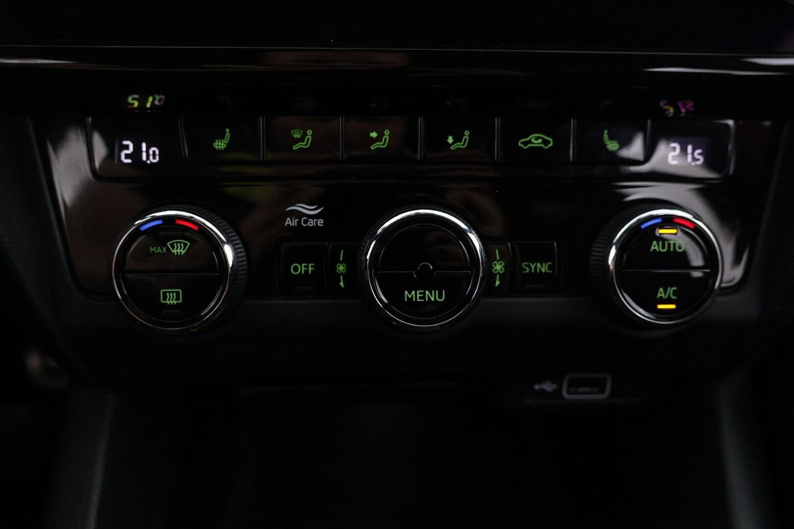 Skoda Octavia 2018 2.0 TSI RS -  | BLIS | Adapt. Vakkari | Canton | Tutkat | Lohko + Sisä |