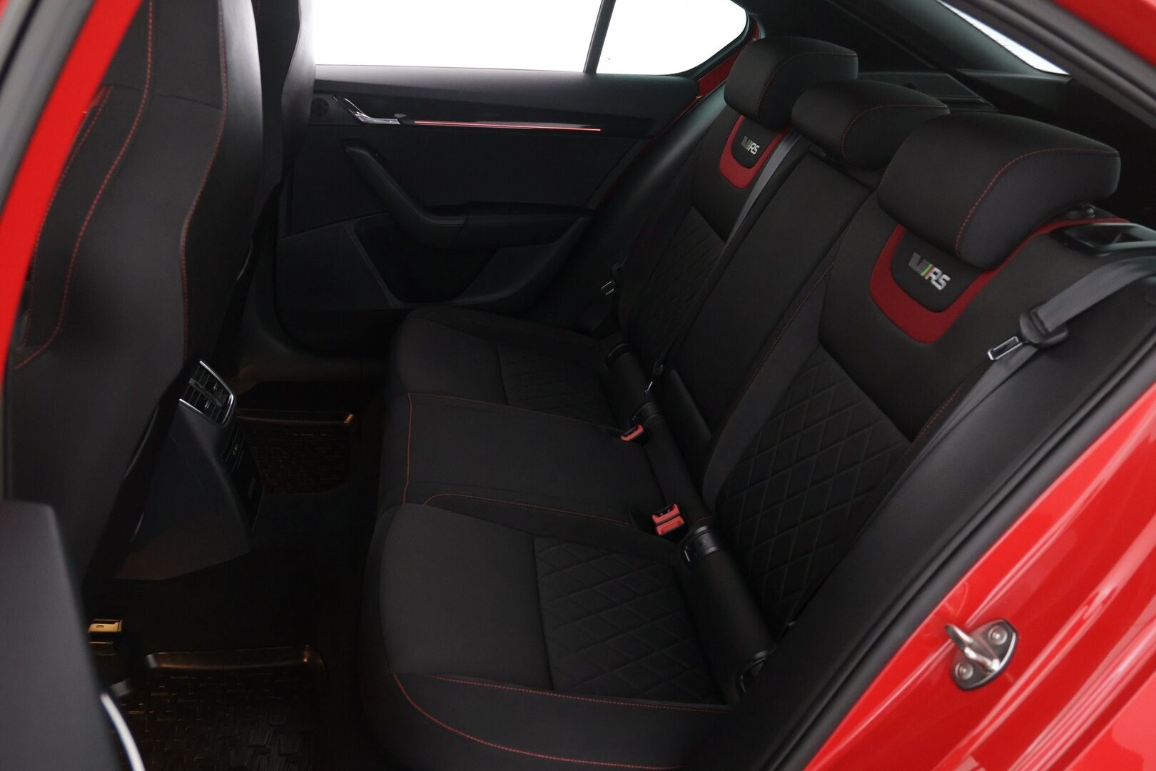 Skoda Octavia 2018 2.0 TSI RS -  | BLIS | Adapt. Vakkari | Canton | Tutkat | Lohko + Sisä |