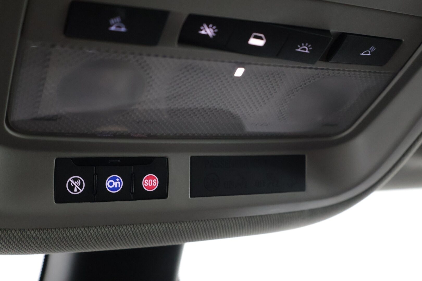 Opel Astra 2018 Sports Tourer Innovation 1,0 Turbo ECOTEC 78kW ECT5 ** Webasto / Vakkari / P-Kamera / BLIS / CarPlay / Sporttipenkit / Ratinlämmitin / Kaistavahti* - 2 renkaat / 2.Om / Suomi-auto* - HULLUT BLACKWEEK JATKOT - KORKOTARJOUS 2,49%