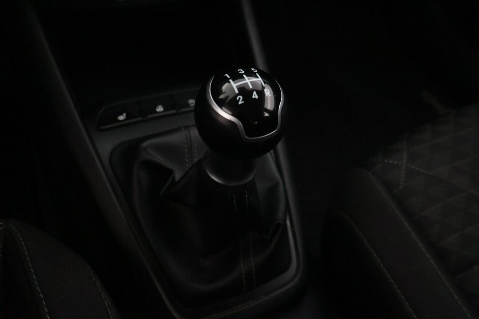Kia Rio 2018 1,2 ISG LX EcoDynamics - | 1-Omisteinen | Huollettu merkkiliikkeessä | Kahdet hyvät renkaat + alumiinivanteet | ApplearPlay & AndroidAuto |  