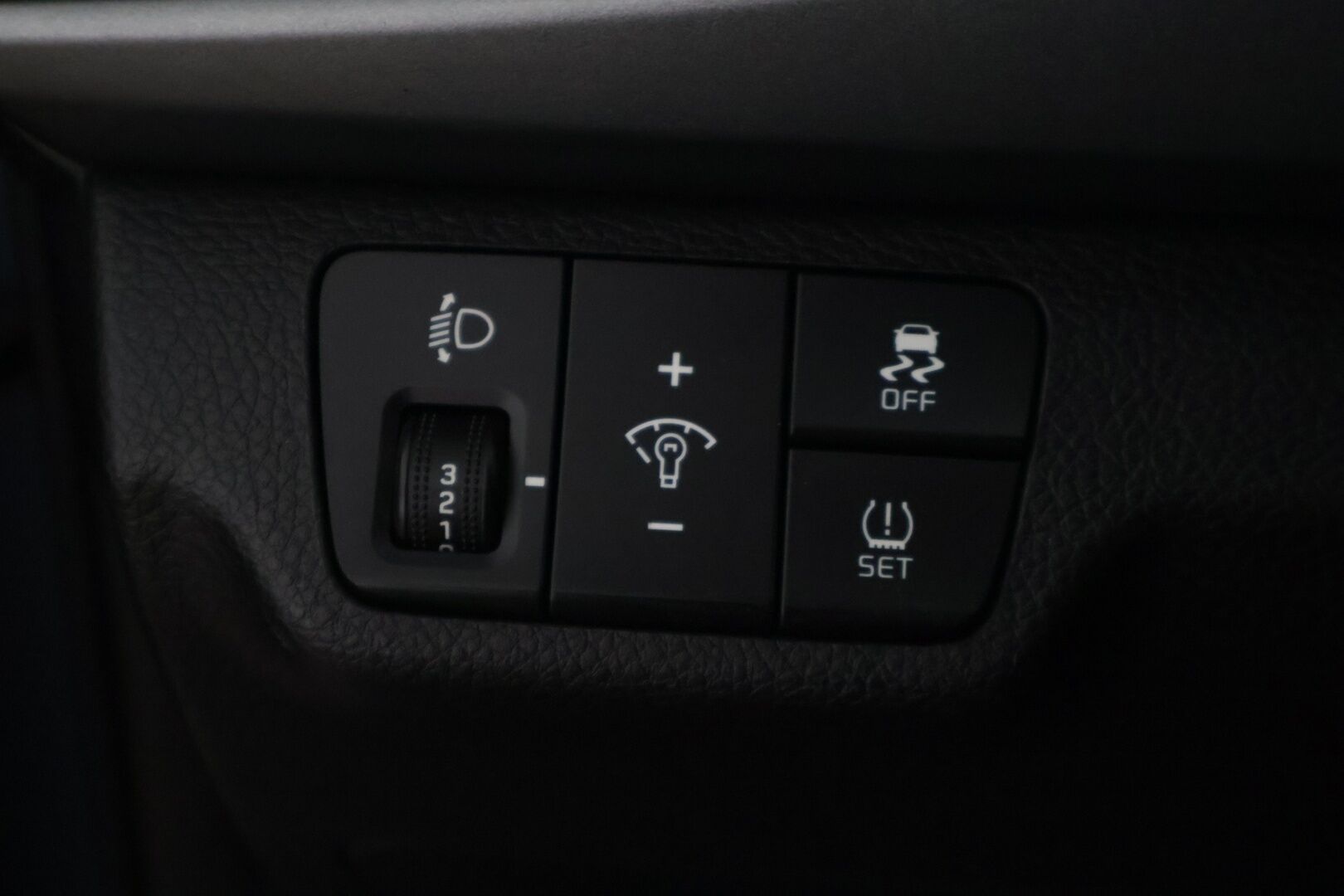 Kia Rio 2018 1,2 ISG LX EcoDynamics - | 1-Omisteinen | Huollettu merkkiliikkeessä | Kahdet hyvät renkaat + alumiinivanteet | ApplearPlay & AndroidAuto |  