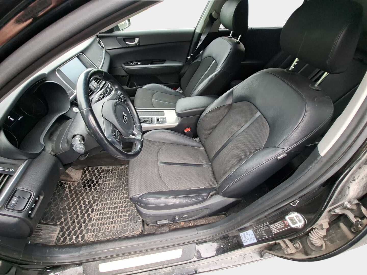 Kia Optima 2018 2,0 GDI PHEV Business Premium SW A/T - | Harman/Kardon | Irroitettava koukku | Plug-in hybrid  | 11.3kW akku | Suomi-auto | Keyless go |
