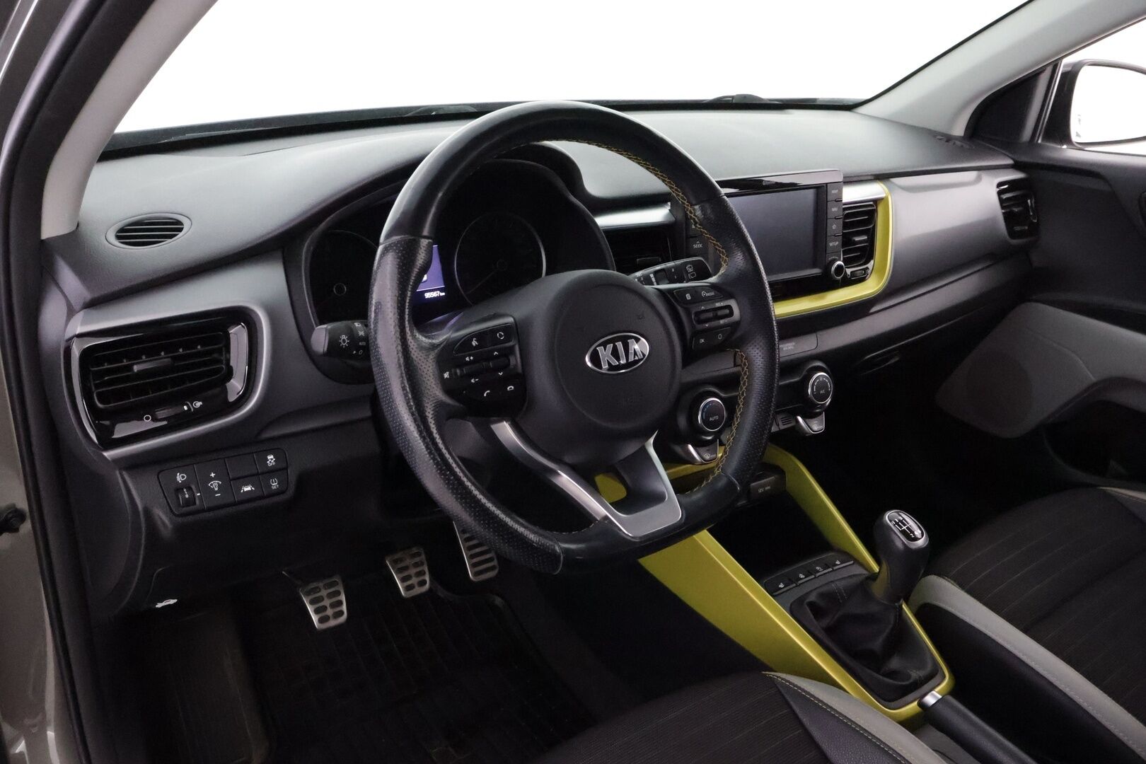 Kia Stonic 2018 1,0 T-GDI ISG 120hv TX Design EcoDynamics *Suomiauto / Merkkihuollettu / P.Kamera / Lohko&Sisä / Vakkari / Navi / Ratinlämmitin*