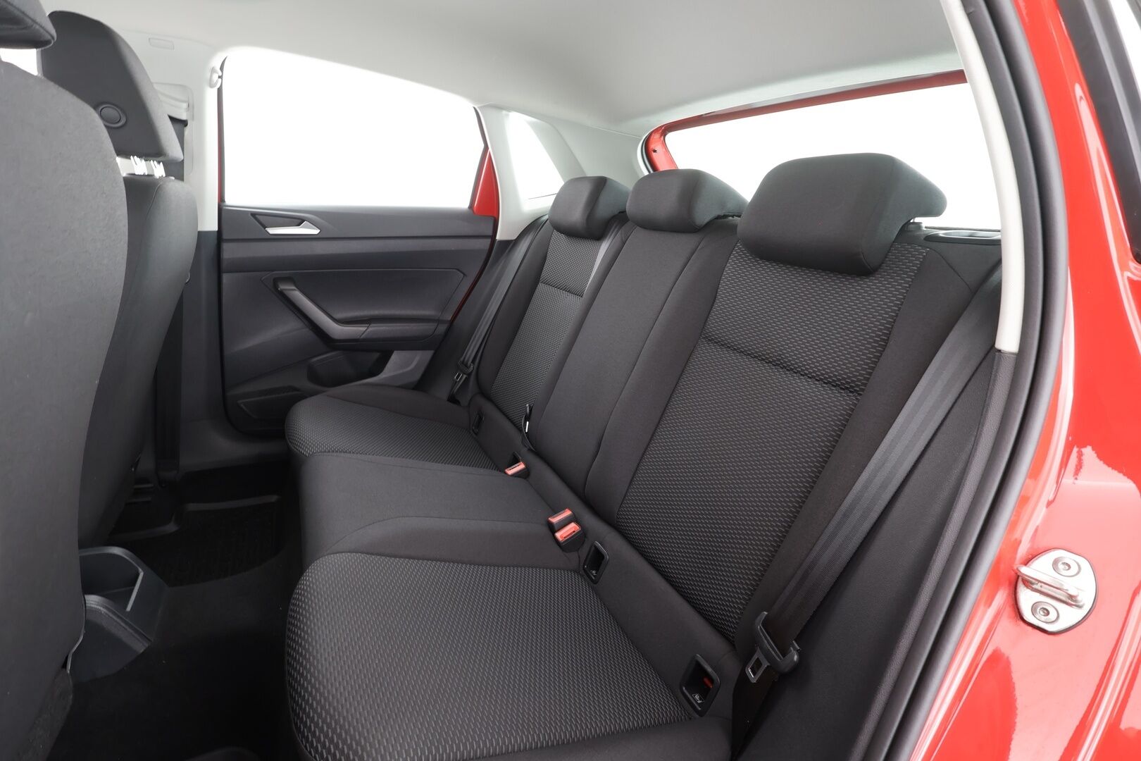 Volkswagen Polo 2018 Trendline 1,0 55 kW * Suomi-auto / Lohko&Sisätilanlämmitin / Vakkari / Ilmastointi / Kahdet renkaat - Pienet kulut / Ilmainen kotiintoimitus / 2x renkaat