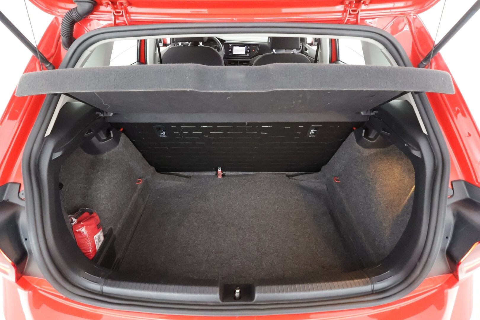 Volkswagen Polo 2018 Trendline 1,0 55 kW * Suomi-auto / Lohko&Sisätilanlämmitin / Vakkari / Ilmastointi / Kahdet renkaat - Pienet kulut / Ilmainen kotiintoimitus / 2x renkaat