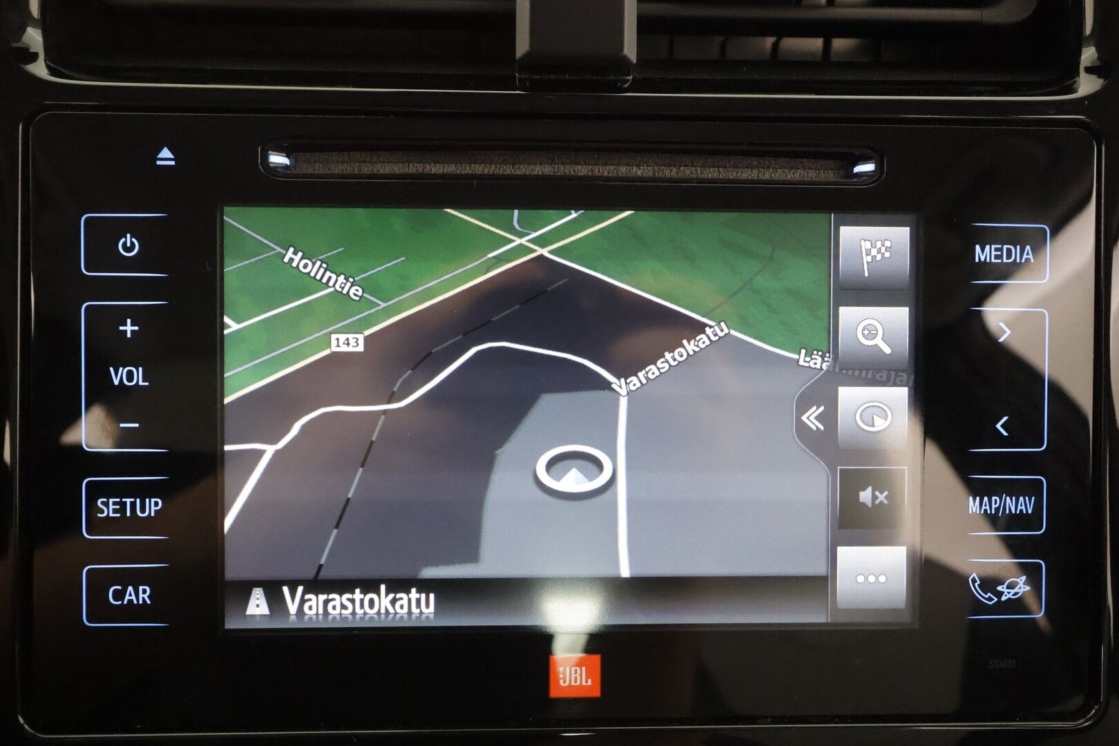 Toyota Prius 2018 Premium - | ACC | Webasto | Koukku | JBL | Nahat | P.kamera | Navi | LED | BSM | Keyless | Merkkihuollot | 2x renkaat vanteineen | 