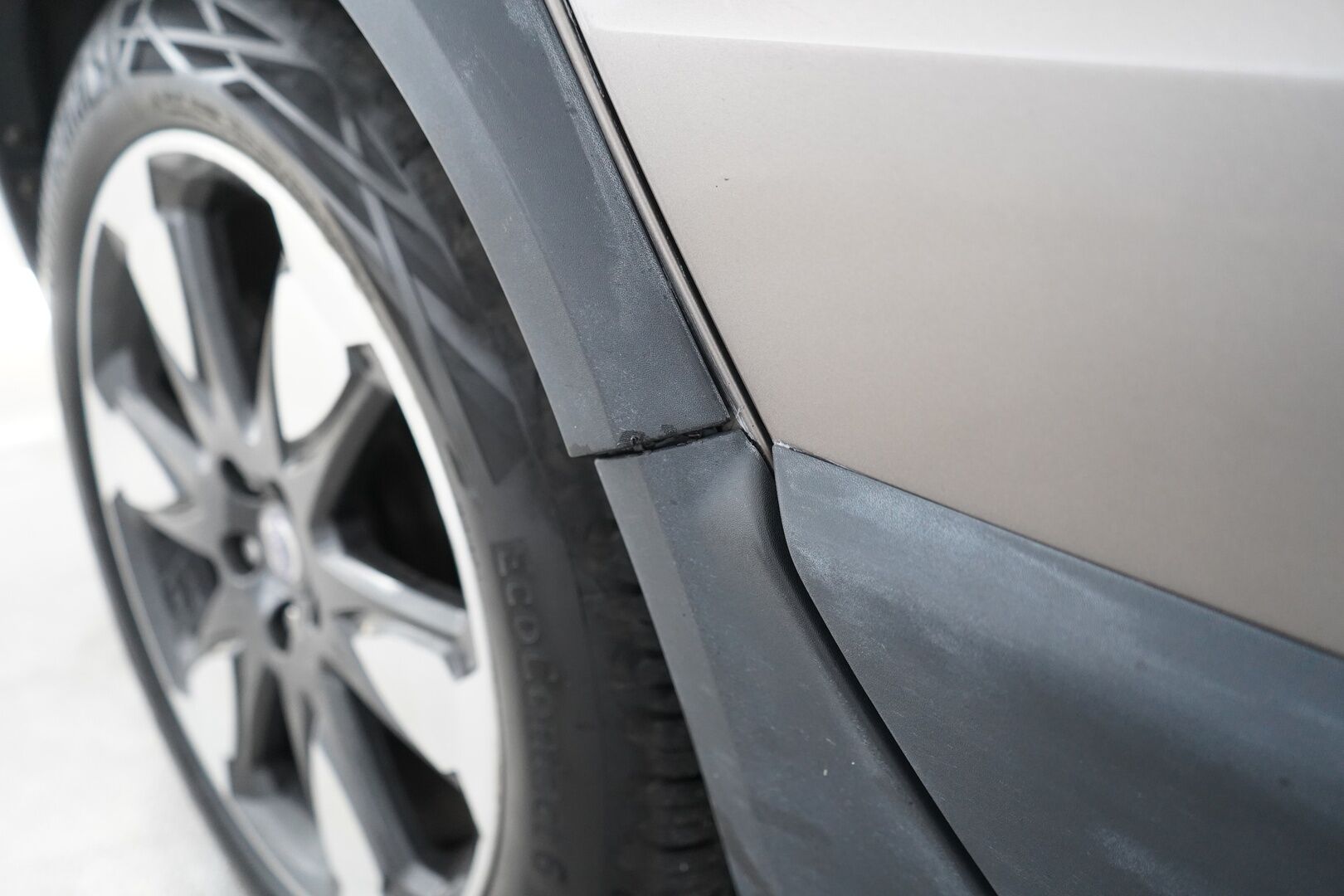 Volvo XC70 2007 D5 AWD Momentum aut - YritysOutlet - Myydään vain yrityksille - – Tämä auto myydään YritysOutlet -valikoimasta vain yritykselle | Kahdet Volvon vanteet | Viimeisin huolto 6 / 26 | Viimeisin katsastus 6 / 26!*