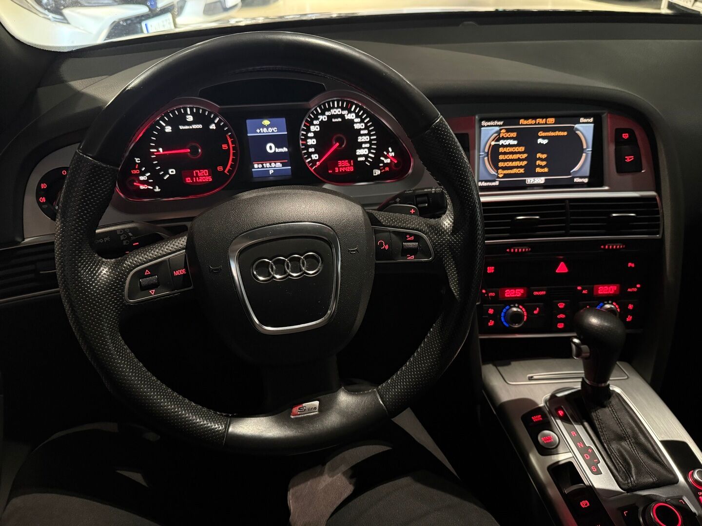 Audi A6 2010 Avant S line Business 2,0 TDI (DPF) multitronic * YritysOutlet - Myydään vain yrityksille * - S-Line / Webasto / Sähköpenkit / P-kamera / Uskomattoman siistikuntoinen! / Merkkihuollettu! - Osta nyt, maksa vasta ensi vuonna