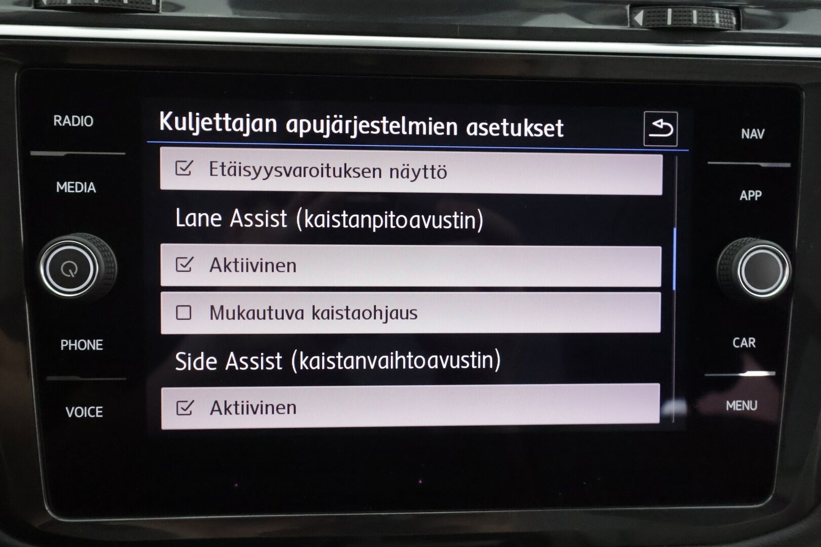 Volkswagen Tiguan 2018 Highline 2,0 TSI 132 kW (180 hv) 4MOTION DSG-automaatti Winter Edition - | Panorama | Webasto | Koukku | ACC | Adapt.LED | 360 | Muistipenkki | Kaistavahti | Navi | Keyless | 1-om Suomi-auto | Kahdet renkaat | Merkkihuollot |