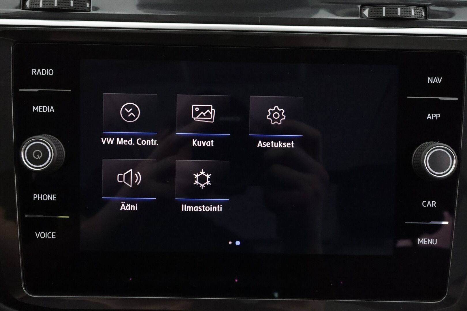 Volkswagen Tiguan 2018 Highline 2,0 TSI 132 kW (180 hv) 4MOTION DSG-automaatti Winter Edition - | Panorama | Webasto | Koukku | ACC | Adapt.LED | 360 | Muistipenkki | Kaistavahti | Navi | Keyless | 1-om Suomi-auto | Kahdet renkaat | Merkkihuollot |