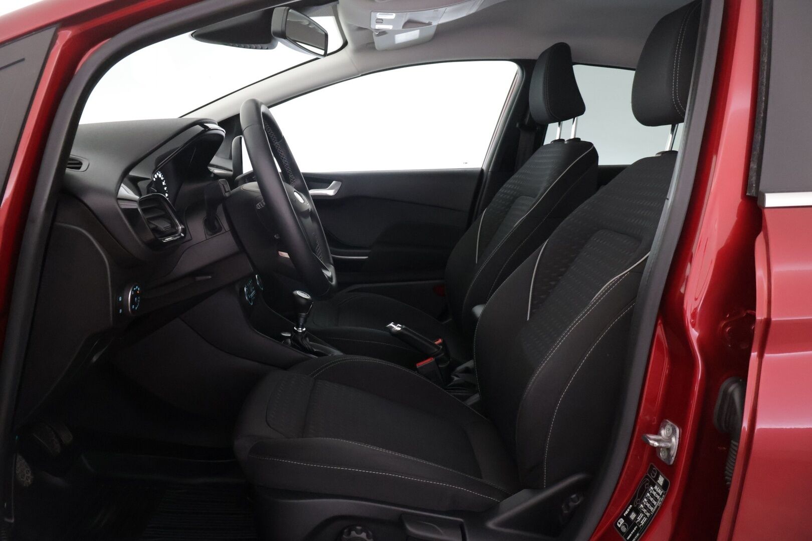 Ford Fiesta 2018 1,0 EcoBoost 100hv M6 Titanium 5-ovinen - | P. kamera | lohko+sisähaara | Jakohihna tehty 06/2026 |