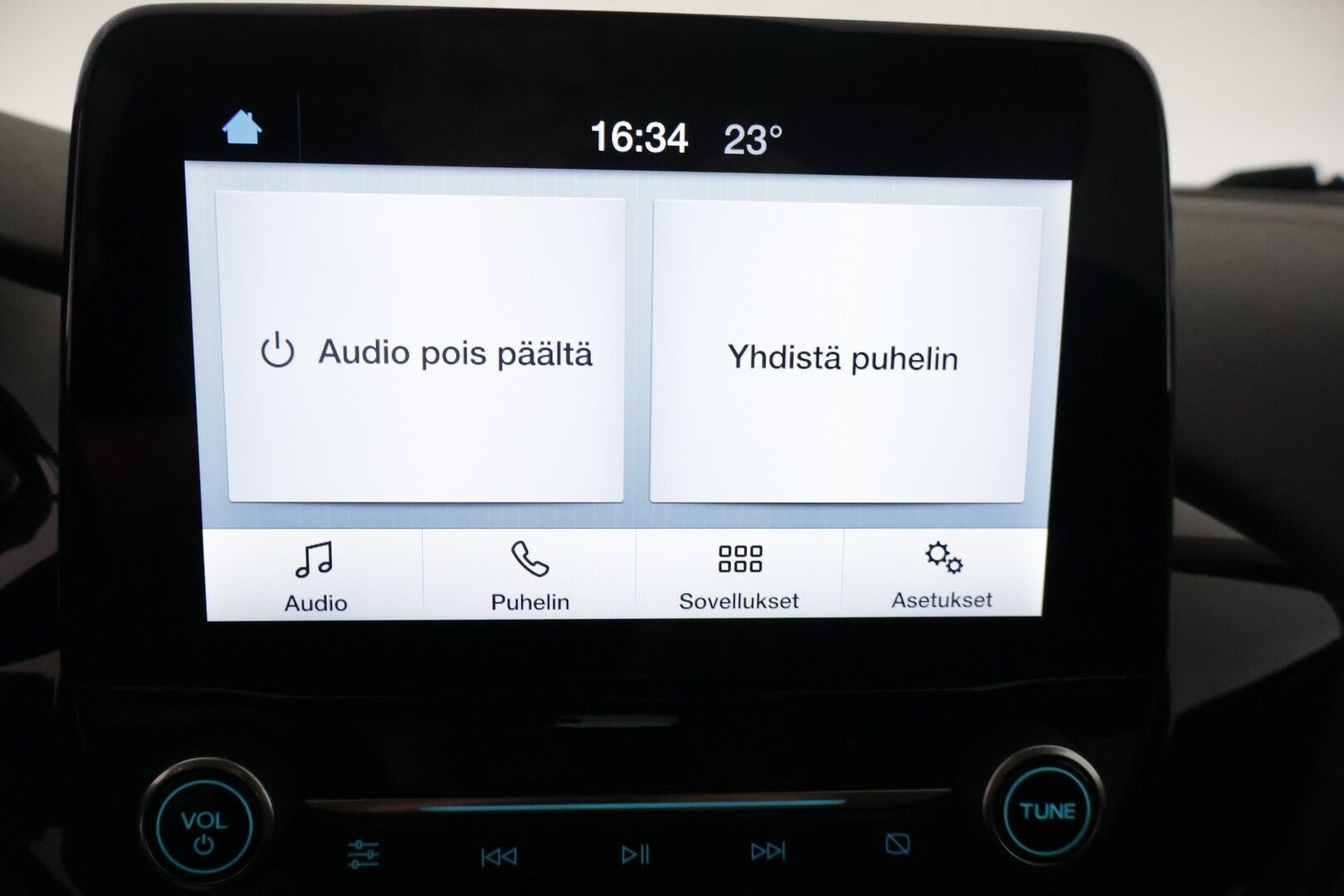 Ford Fiesta 2018 1,0 EcoBoost 100hv M6 Titanium 5-ovinen - | P. kamera | lohko+sisähaara | Jakohihna tehty 06/2026 |
