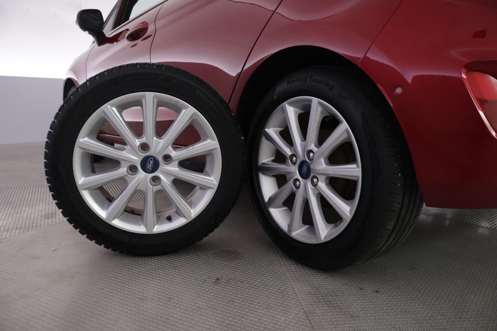 Ford Fiesta 2018 1,0 EcoBoost 100hv M6 Titanium 5-ovinen - | P. kamera | lohko+sisähaara | Jakohihna tehty 06/2026 |
