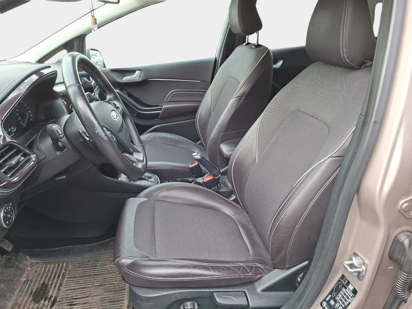 Ford Fiesta 2019 1,0 EcoBoost 100hv A6 Vignale 5-ovinen *P.Kamera / B&O / Puolinahkasisusta* - *P.Kamera / B&O / Puoilnahkasisusta*