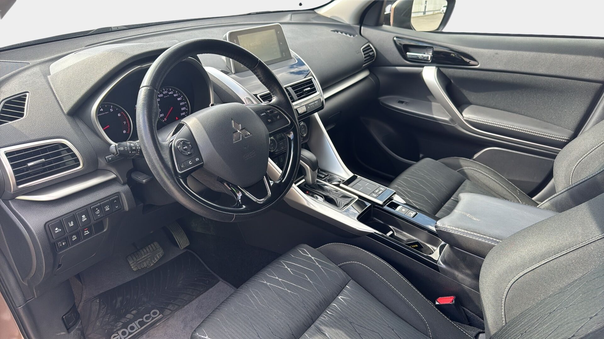 Mitsubishi Eclipse Cross 2018 1,5 MIVEC Intense CVT 2WD / HUD / Vetokoukku / P-Kamera / Keyless / Lämmitettävä tuulilasi - 1om. Suomi-Auto erinomaisella huoltohistorialla! - HULLUT AVAJAISHULINAT KORKOTARJOUS 3,29 %