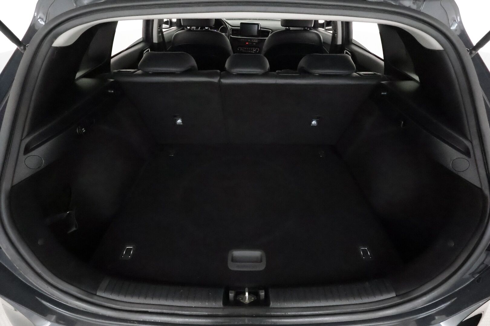 Kia Ceed 2019 1,0 T-GDI ISG 120hv EX 5D EcoDynamics **Vakkari / P.kamera / Apple&Android / Lohkolämmitin / Puolinahat** - Suomi-auto / Kahdet renkaat aluvanteilla / Penkinlämmittimet takana / Tuulilasin lämmitin / Ratin lämmitin