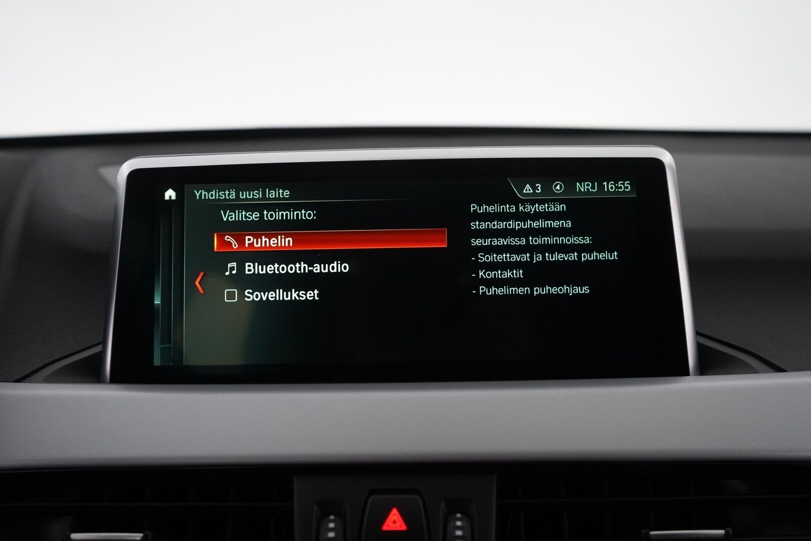 BMW X1 2019 F48 xDrive 18d A Business Pro* HUD / Panorama / Vetokoukku / Keyless / Hifi * - Suomi-auto / Huippuvarusteet / Kahdet OEM Vanteet / Viimeisin huolto 9/2025