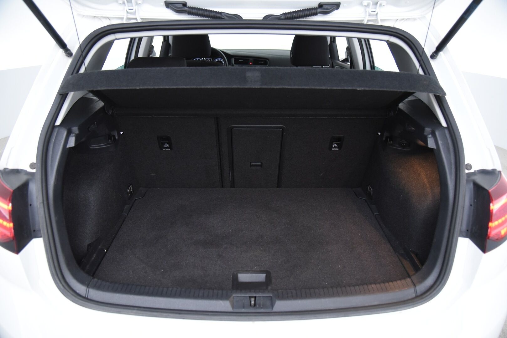 Volkswagen Golf 2019 Comfortline 1,0 TSI 85 kW (115 hv) DSG-automaatti / Webasto / Adapt.vakkari / P.kamera / LED / Apple&Android - Suomi-auto / Hihna vaihdettu / 2x alumiinivanteet hyvillä renkailla!