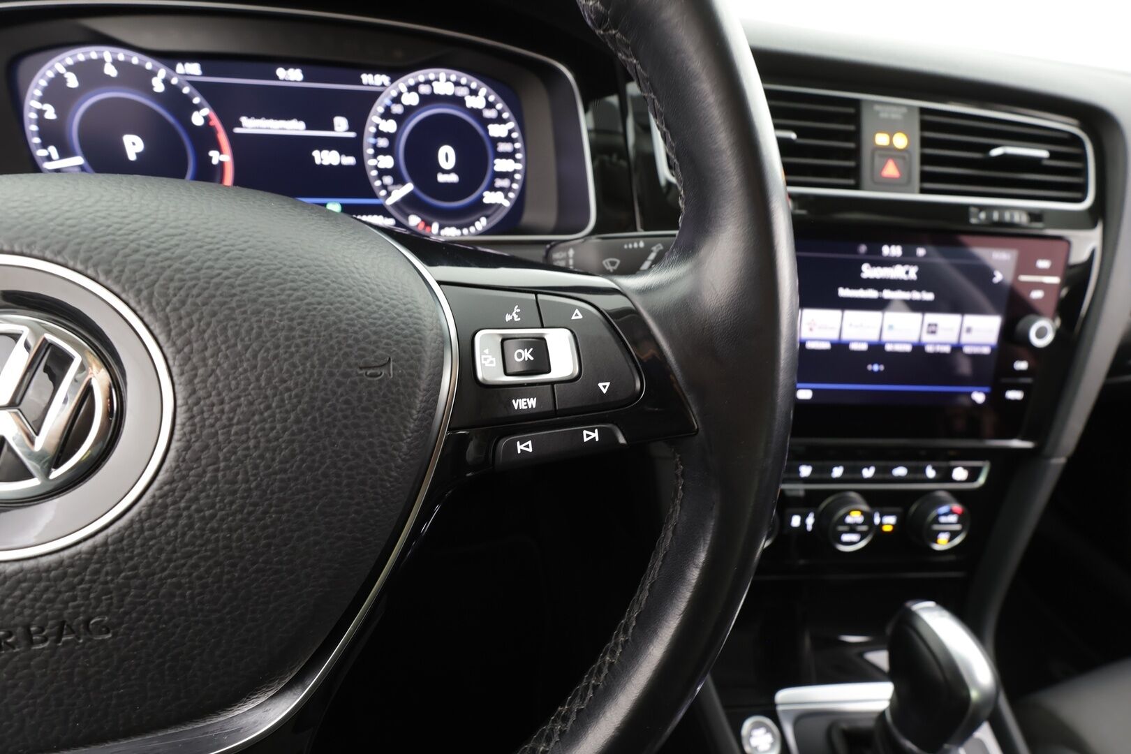 Volkswagen Golf 2019 Highline 1,5 TSI EVO 96 kW (130 hv) BLUEMOTION DSG * ACC / Webasto / LED / P.Kamera / Keyless / Apple&Android * - Suomi-auto / Kahdet Renkaat - HULLUT AVAJAISHULINAT KORKOTARJOUS 3,29 %