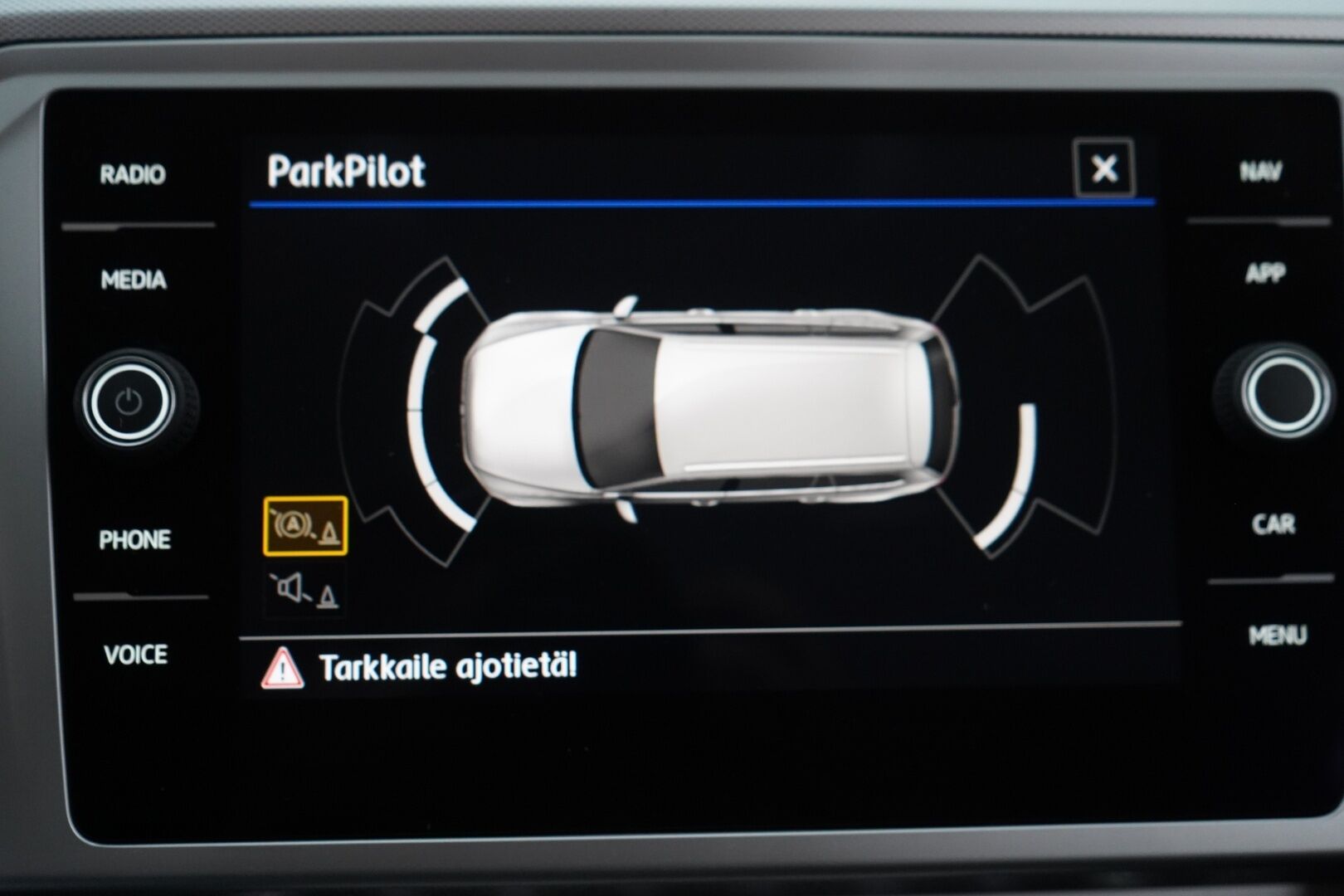 Volkswagen Passat 2019 2,0 TDI SCR Variant Comfortline 110 kW (150 hv) DSG- automaatti. * Webasto / ACC / Koukku / Navi * - KATSO TÄYSIN POIKKEUKSELLINEN HINTA! / Suomi- auto / Kahdet renkaat alumiinivantein / Jakohihna vaihdettu