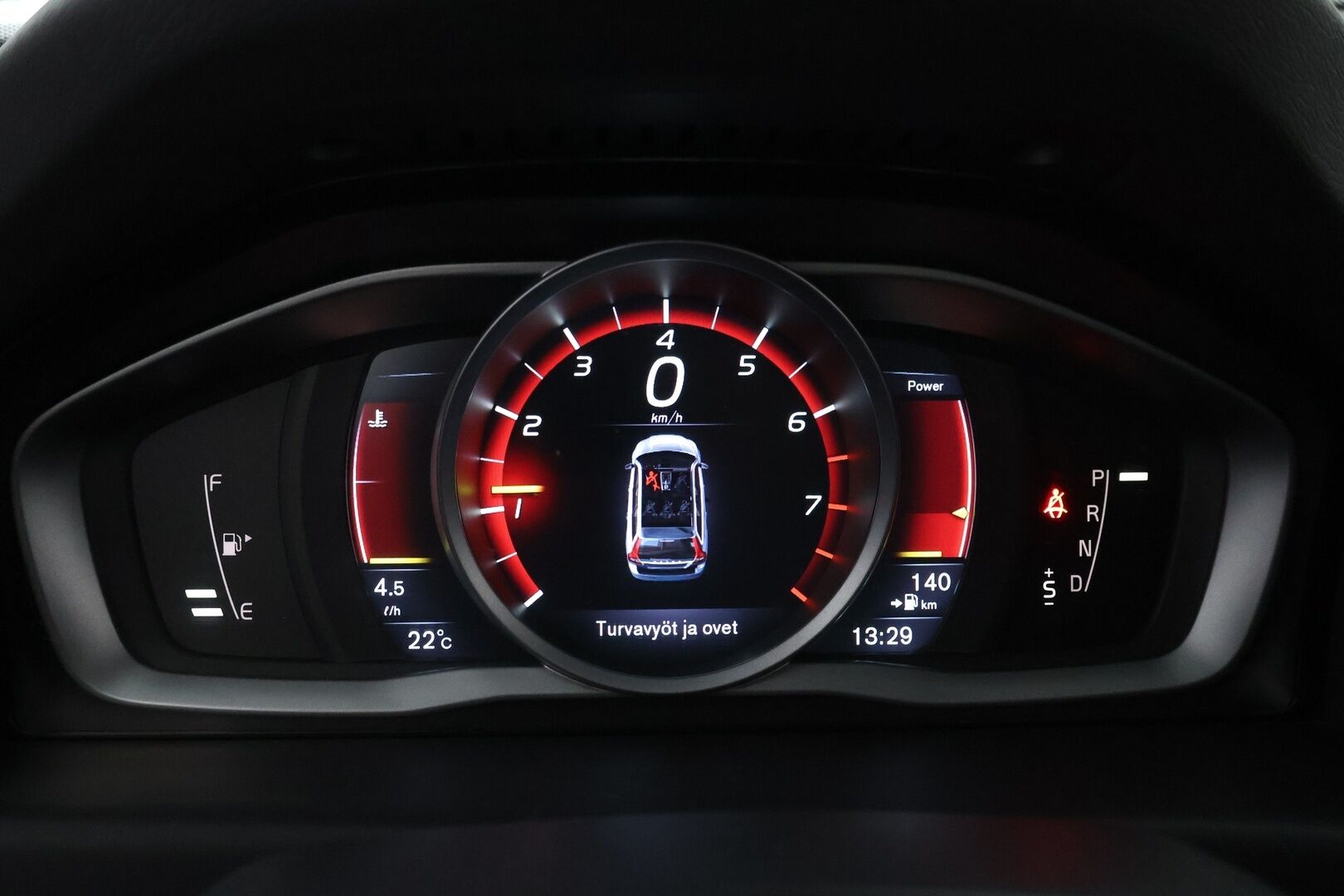Volvo V70 2016 T4 Classic Dynamic Edition aut * Webasto / Adapt.Vakkari / Koukku / High Perf Audio / Digimittari / Nahkasisusta - VOC / Jakopää juuri tehty / Muistipenkki / Harvoin tarjolla!