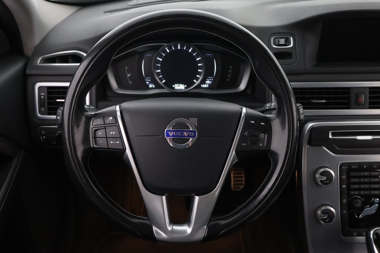 Volvo V70 2016 T4 Classic Dynamic Edition aut * Webasto / Adapt.Vakkari / Koukku / High Perf Audio / Digimittari / Nahkasisusta - VOC / Jakopää juuri tehty / Muistipenkki / Harvoin tarjolla!