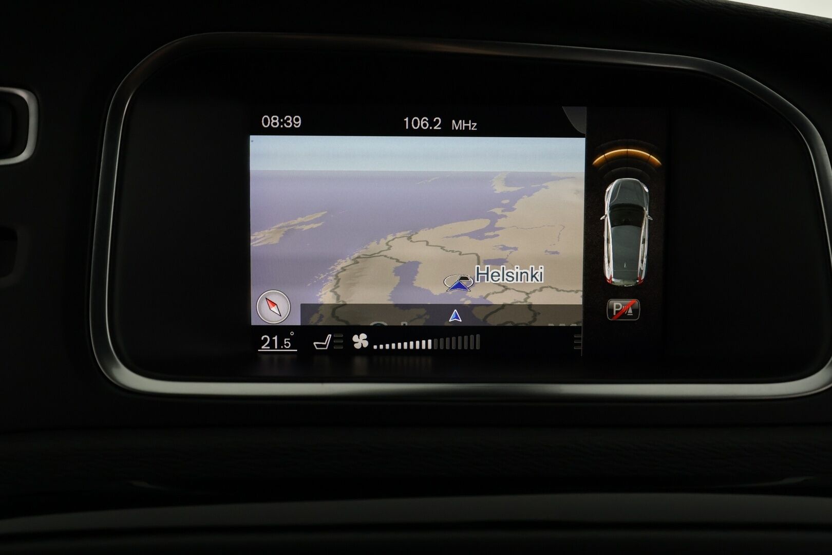 Volvo V40 2019 T3 Dynamic Edition - | Vakkari | Webasto | Koukku | P.tutkat | Muistipenkki | Xenon | Nahat | Suomi-auto | Kahdet Renkaat | Merkkihuollettu |