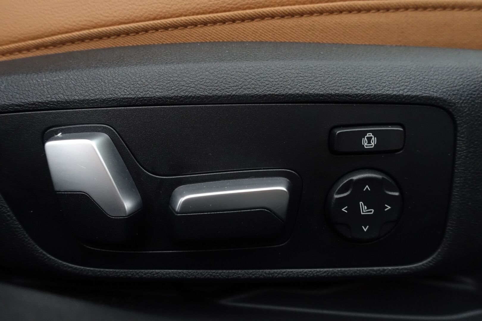 BMW 330 2020 G20 Sedan 330e iPerformance Launch Edition M Sport - | Kovat Varusteet | Harman&Kardon | ACC | Laser-LED | 360-Kamera | Konjakki Nahat | Suomi-Auto | 