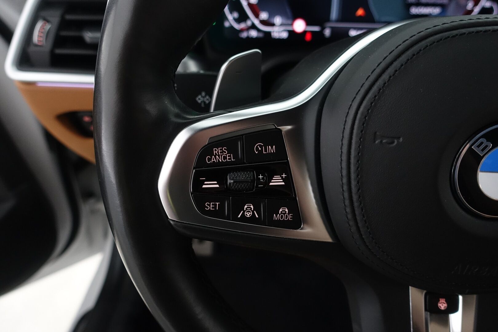 BMW 330 2020 G20 Sedan 330e iPerformance Launch Edition M Sport - | Kovat Varusteet | Harman&Kardon | ACC | Laser-LED | 360-Kamera | Konjakki Nahat | Suomi-Auto | 