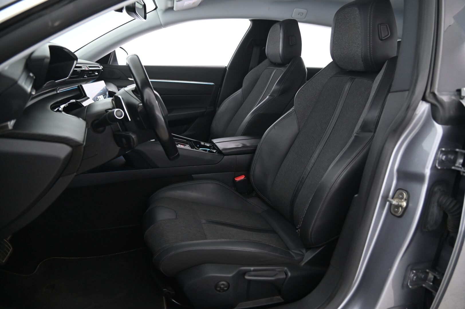 Peugeot 508 2020 SW Allure PureTech 180 EAT8-automaatti - Suomi-auto | Led | Koukku | BLIS | Puolinahka | 2x Renkaat&Vanteet | Vakionopeudensäädin | Navigointijärjestelmä 