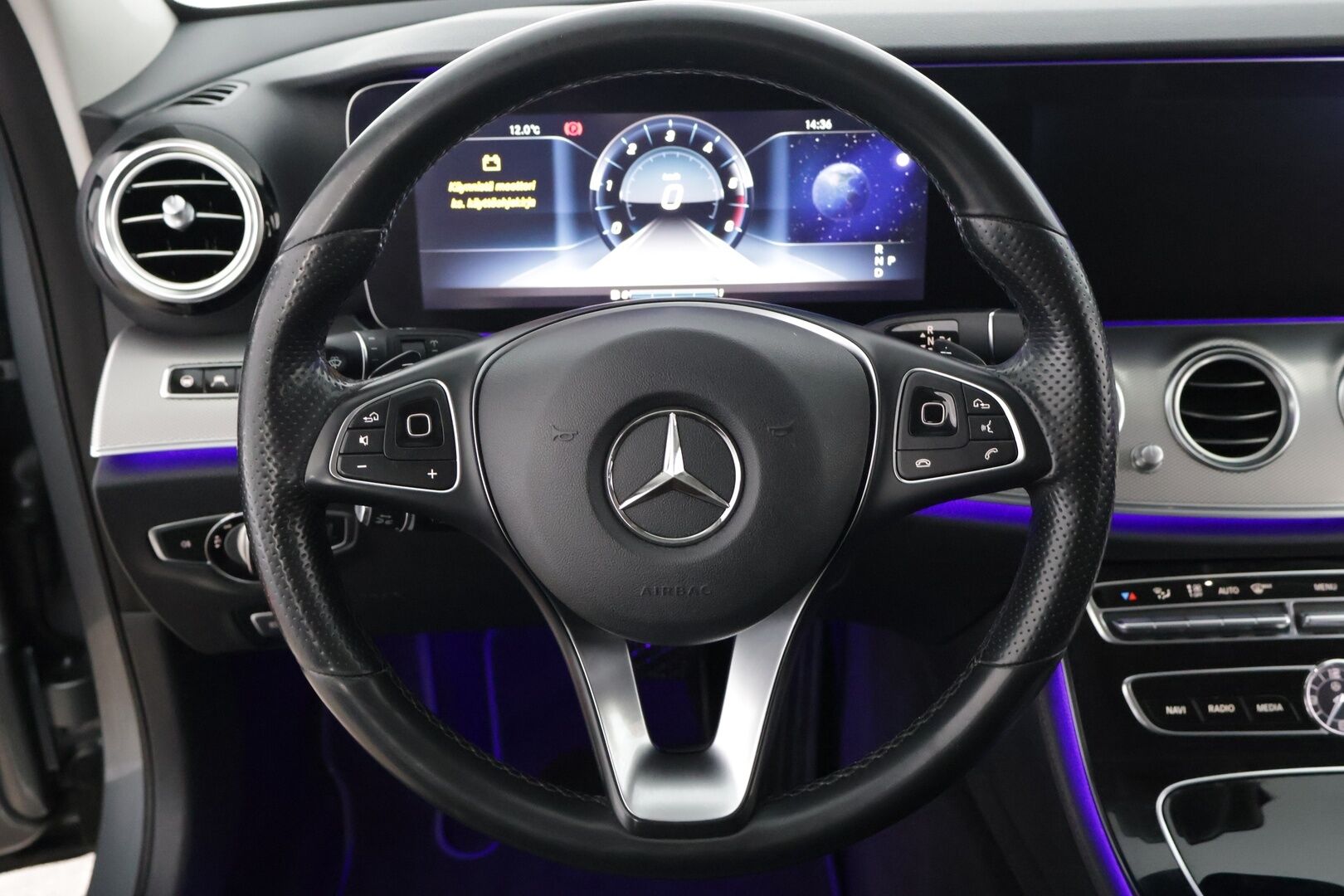 Mercedes-Benz E 2017 200d - *Widescreen / Adaptiivinen Vakionopeudensäädin / Peruutuskamera / CarPlay*