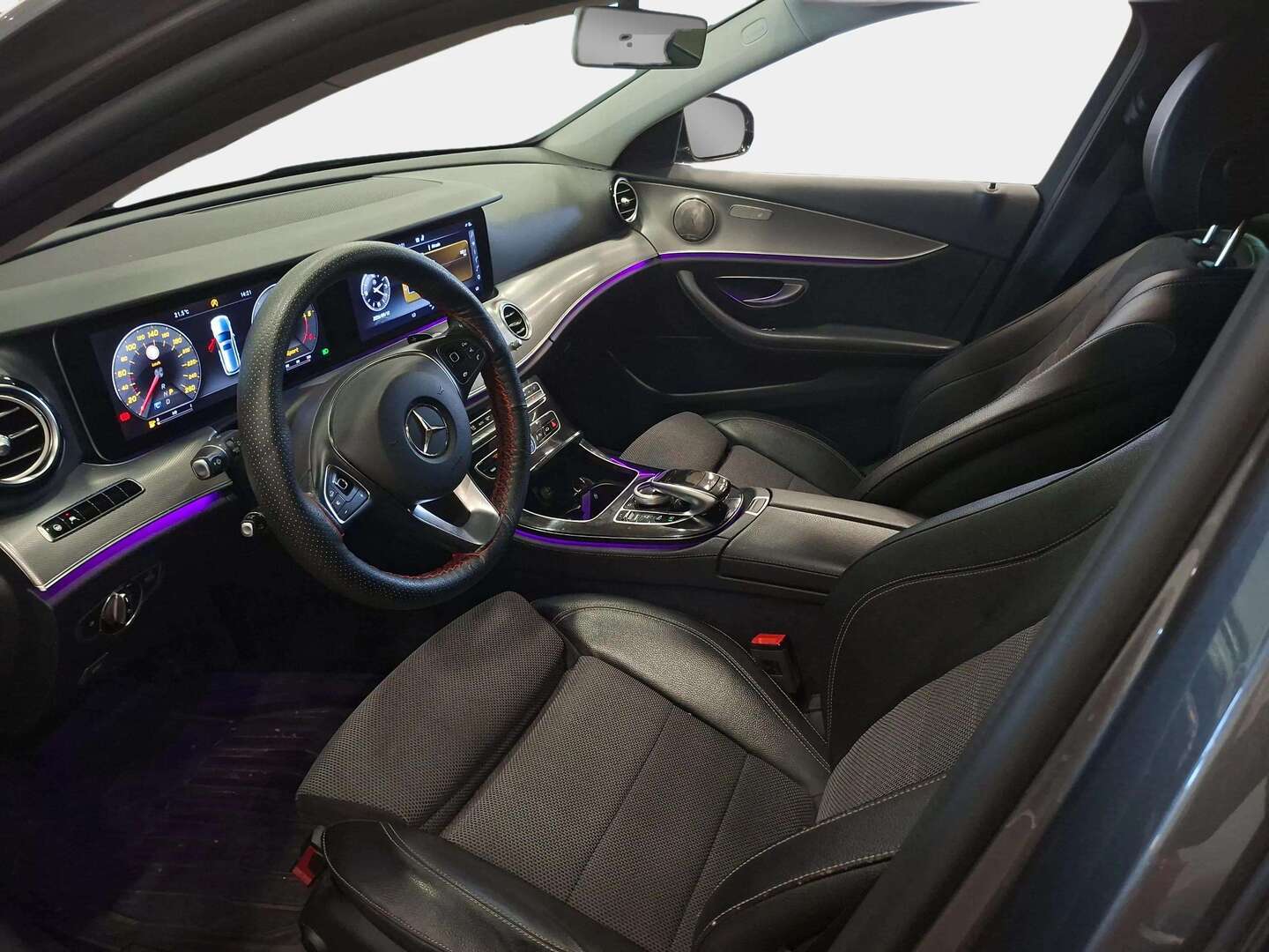 Mercedes-Benz E 200d 2017, photo 3/3