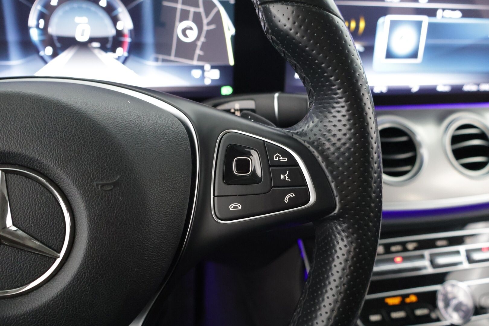 Mercedes-Benz E 2017 200d - *Widescreen / Adaptiivinen Vakionopeudensäädin / Peruutuskamera / CarPlay*