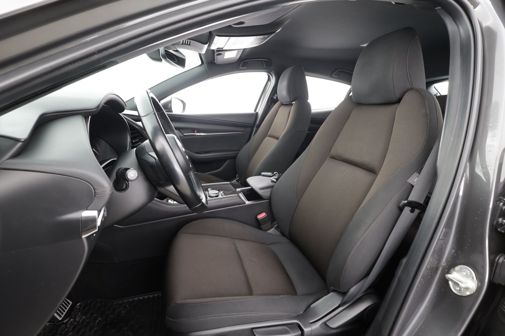 Mazda Mazda3 2020 Hatchback 2,0 (180hv) M Hybrid Skyactiv-X Vision Plus AT * ACC / LED / HUD /  P.Kamera / Keyless / Apple&Android * - suomi-auto / Kahdet Renkaat / Merkkihuollettu