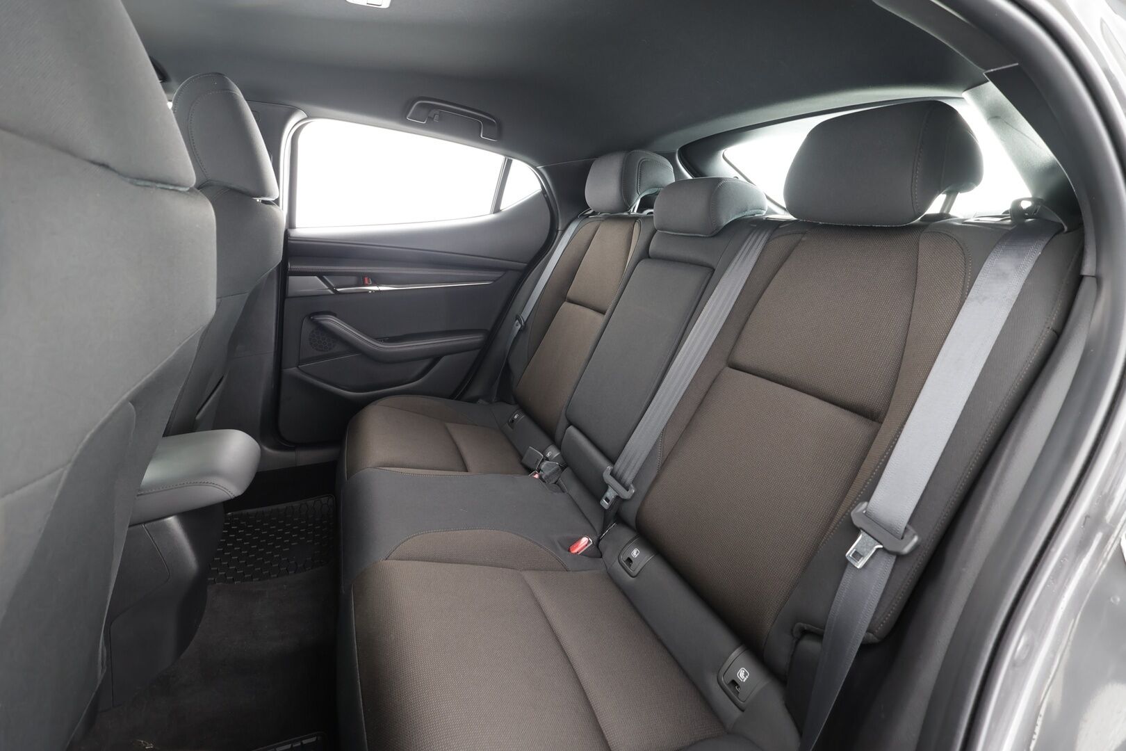 Mazda Mazda3 2020 Hatchback 2,0 (180hv) M Hybrid Skyactiv-X Vision Plus AT * ACC / LED / HUD /  P.Kamera / Keyless / Apple&Android * - suomi-auto / Kahdet Renkaat / Merkkihuollettu