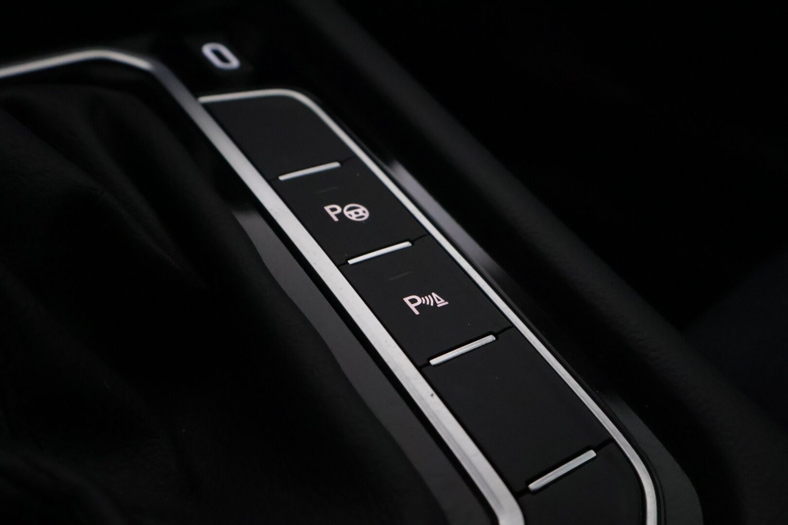 Volkswagen Passat 2020 Variant GTE Plug-In Hybrid 160 kW DSG-automaatti *ACC / Webasto / Navi / P-Kamera / KeyLessGo / Ratinlämmitin / LED* - Jakohihna juuri vaihdettu / Hyvin huollettu Suomiauto kaksilla renkailla ja vanteilla!