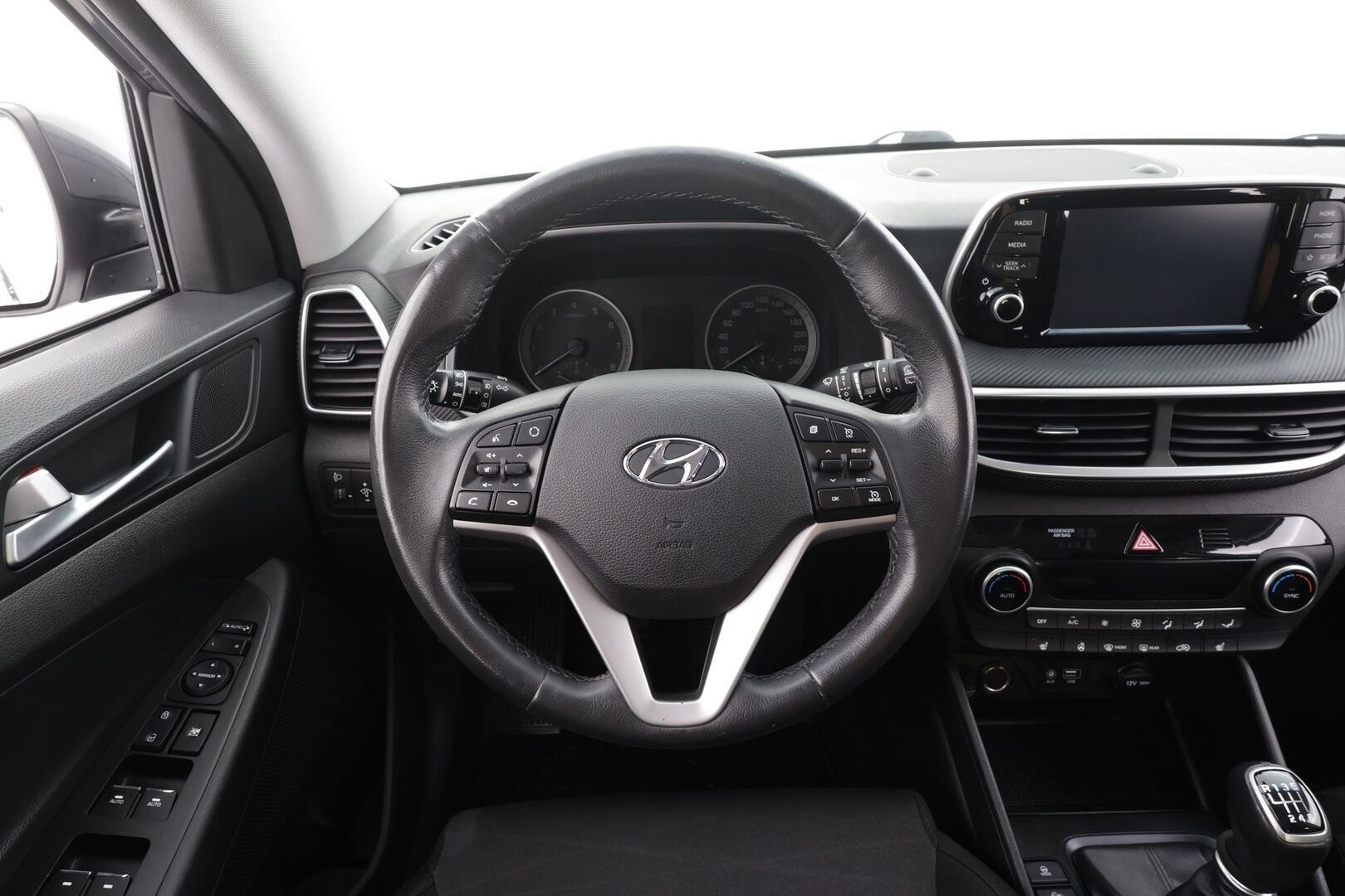 Hyundai Tucson 2020 1,6 GDI 132 hv 6MT Comfort - | Vakkari | Sisätilanlämmitin | Apple&Android | P.Kamera | Ratinlämmitys | Kahdet renkaat | Suomi-auto |