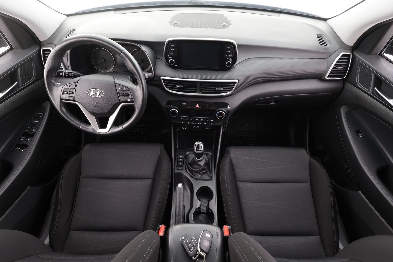Hyundai Tucson 2020 1,6 GDI 132 hv 6MT Comfort - | Vakkari | Sisätilanlämmitin | Apple&Android | P.Kamera | Ratinlämmitys | Kahdet renkaat | Suomi-auto |