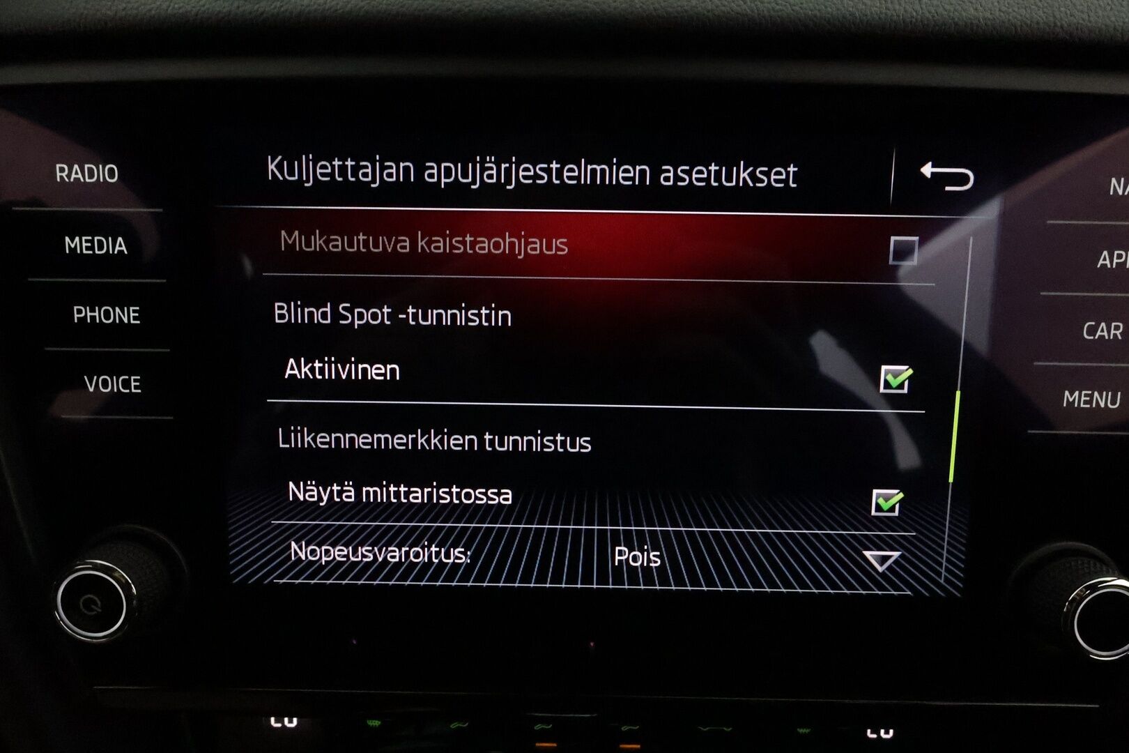 Skoda Octavia 2020 2,0 TDI 184 4x4 RS BusinessLine DSG **Webasto / Koukku / Adapt.Vakkari / LED-valot / P.Tutkat / Navi / Kaistavahti** - Suomi-auto / Kahdet Renkaat