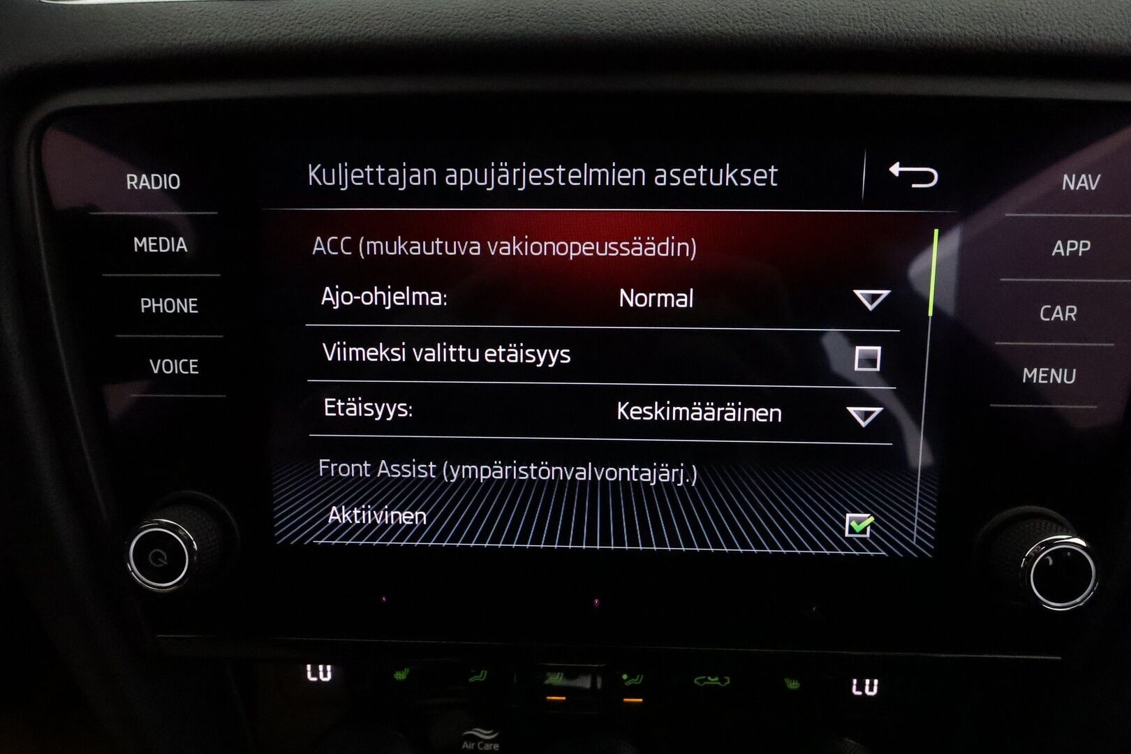 Skoda Octavia 2020 2,0 TDI 184 4x4 RS BusinessLine DSG **Webasto / Koukku / Adapt.Vakkari / LED-valot / P.Tutkat / Navi / Kaistavahti** - Huippuvarusteltu / Neliveto / Talvivarusteet / Suomi-auto / Kahdet Renkaat