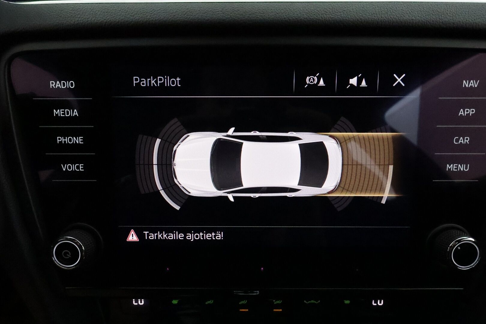 Skoda Octavia 2020 2,0 TDI 184 4x4 RS BusinessLine DSG **Webasto / Koukku / Adapt.Vakkari / LED-valot / P.Tutkat / Navi / Kaistavahti** - Suomi-auto / Kahdet Renkaat
