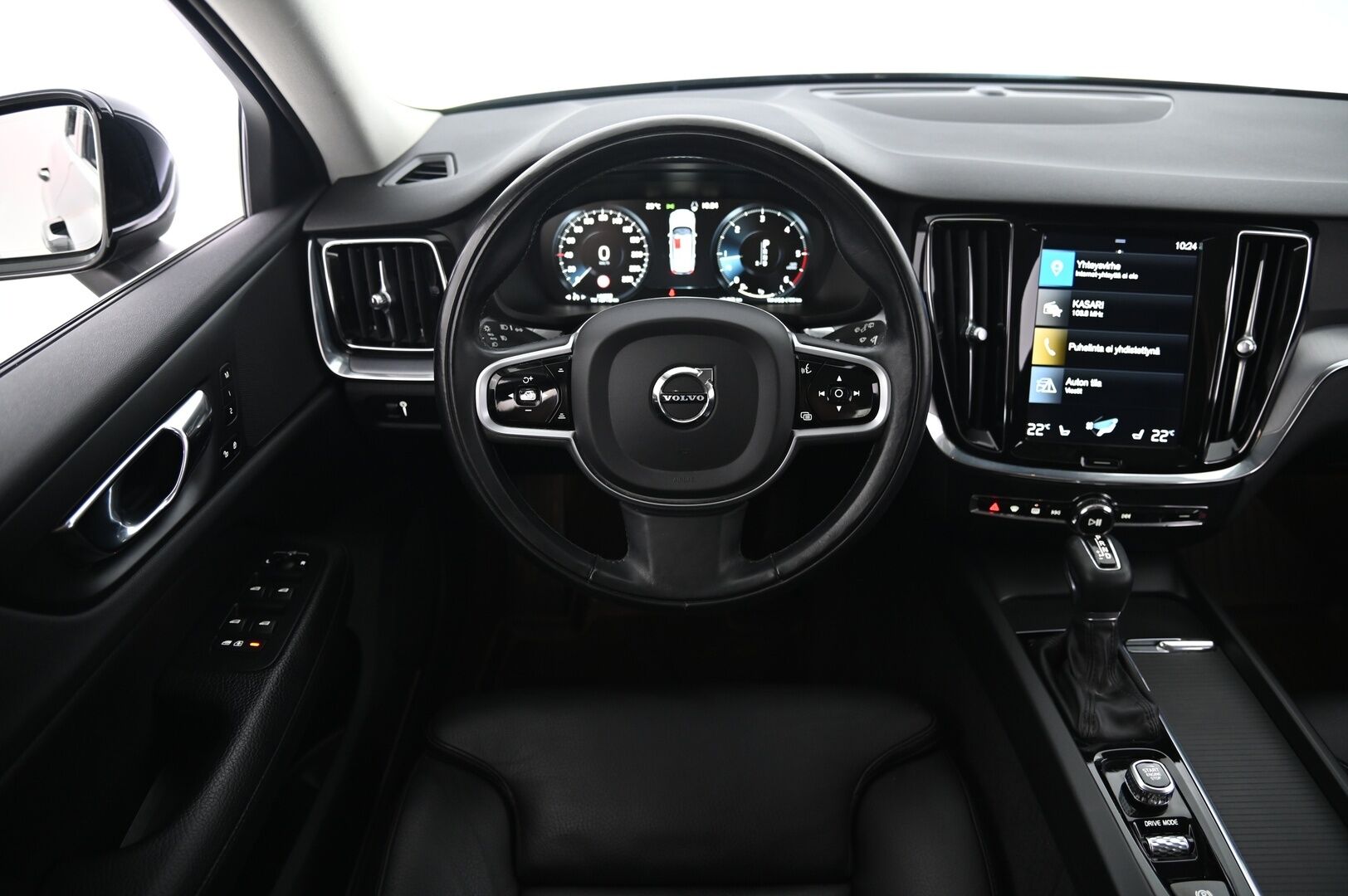 Volvo V60 2021 D3 AWD Business aut *Muistipenkki/ Sporttinahat/  Pa-Lämmitin/  Koukku/  VOC/  Kamera* - Merkkihuollettu / 2x renkaat / Suomiauto / Kessy