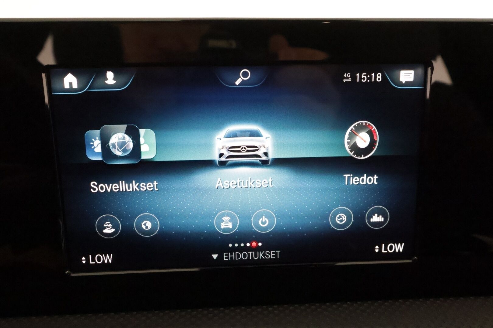 Mercedes-Benz CLA 2020 180 A Shooting Brake Business Progressive **Adapt.Vakkari / Multibeam-LED / P.Kamera / Sporttipenkit / KeylessGO**