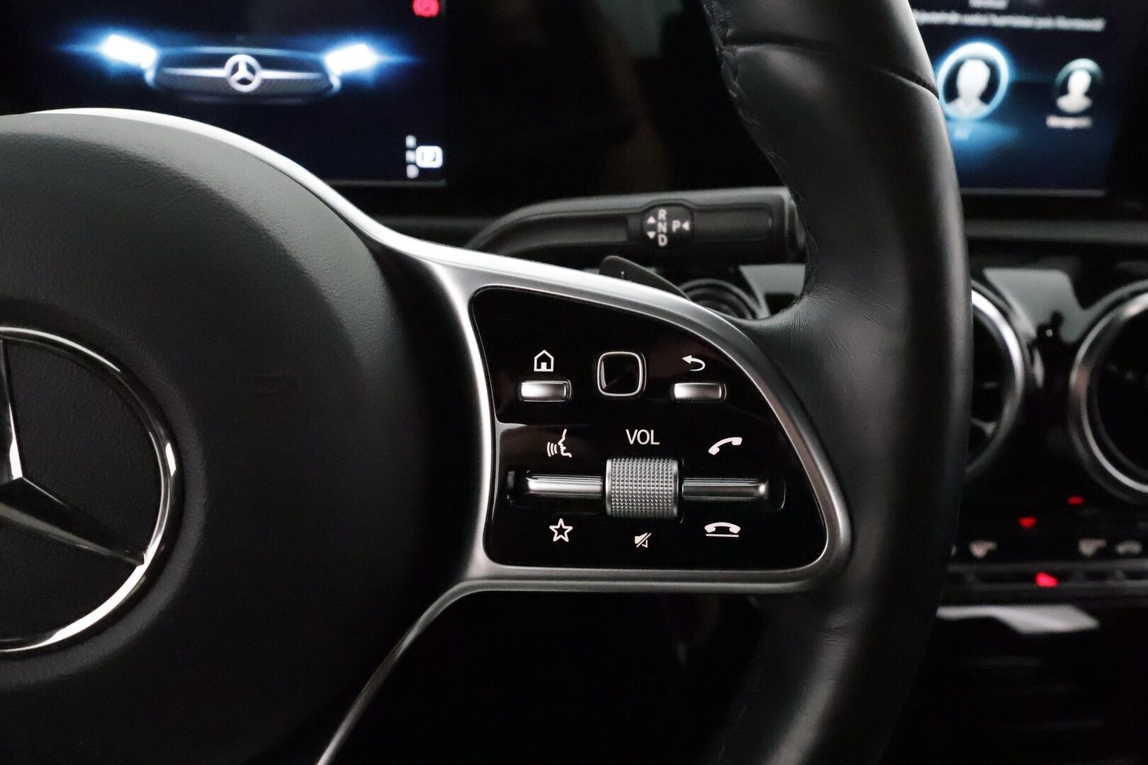 Mercedes-Benz CLA 2020 180 A Shooting Brake Business Progressive **Adapt.Vakkari / Multibeam-LED / P.Kamera / Sporttipenkit / KeylessGO**