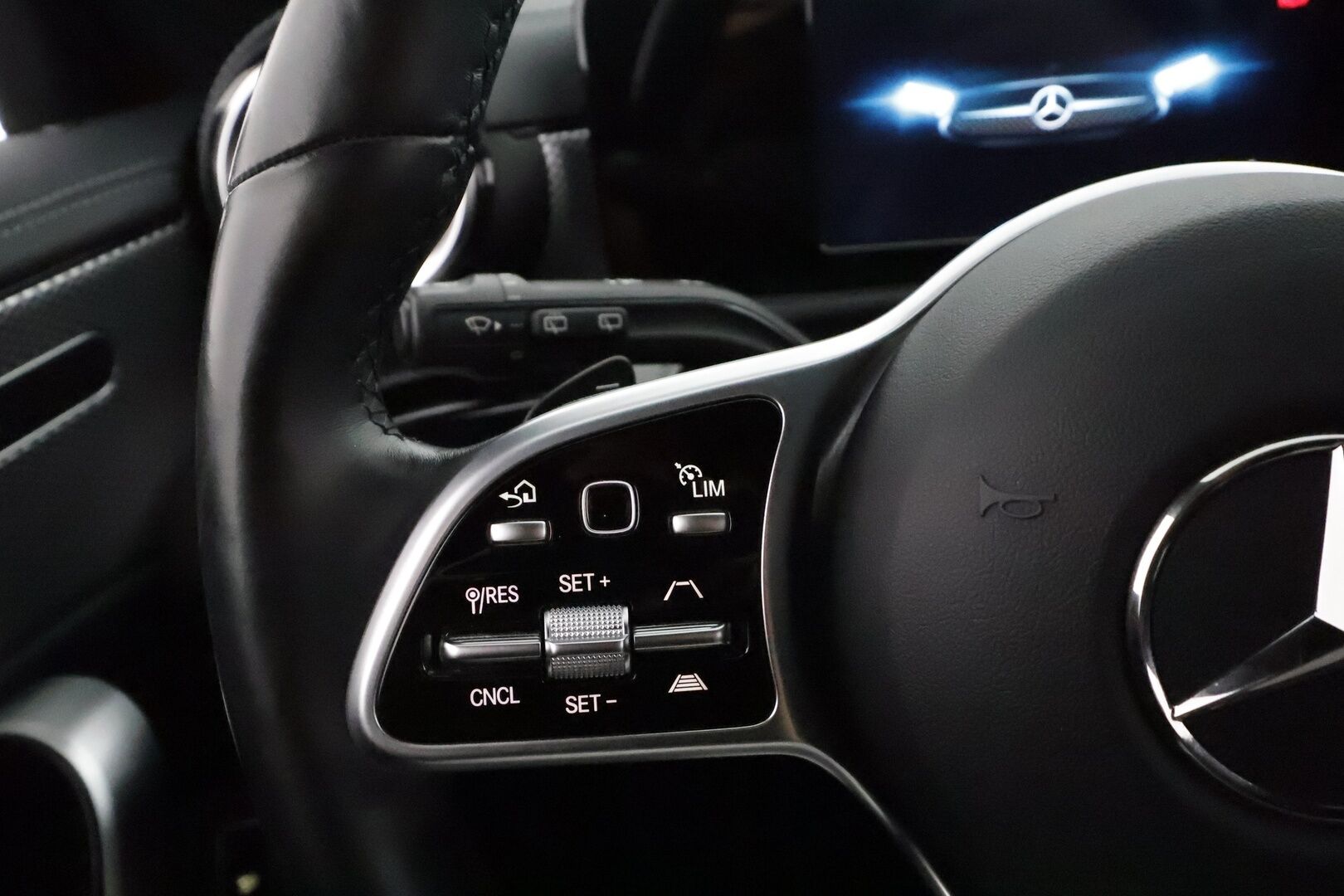 Mercedes-Benz CLA 2020 180 A Shooting Brake Business Progressive **Adapt.Vakkari / Multibeam-LED / P.Kamera / Sporttipenkit / KeylessGO**
