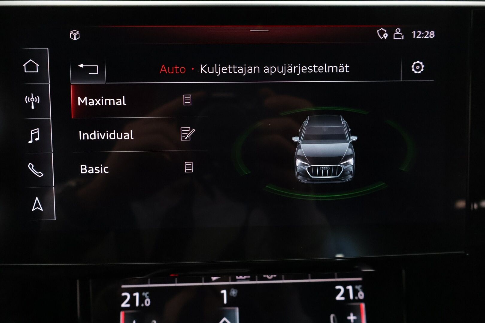 Audi e-tron 2020 Sportback Edition Advanced 50 quattro **1-om Suomi-auto / Ilma-alusta / Navi / P.kamera / Sporttipenkit / Kaistavahti **